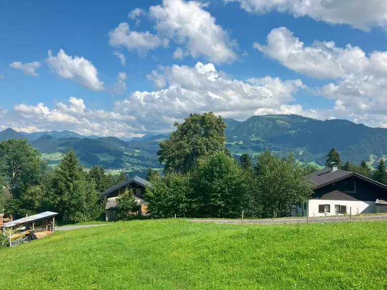 Zwei sonnige Grundstücke mit Zweitwohnsitzwidmung