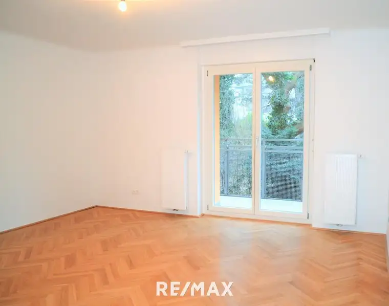 Gemütliche 3 Zimmer Wohnung mit Balkon in Grün-/Ruhelage
