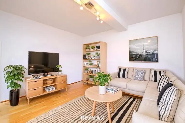 Charmante 2-Zimmer-Altbauwohnung in Ruhelage