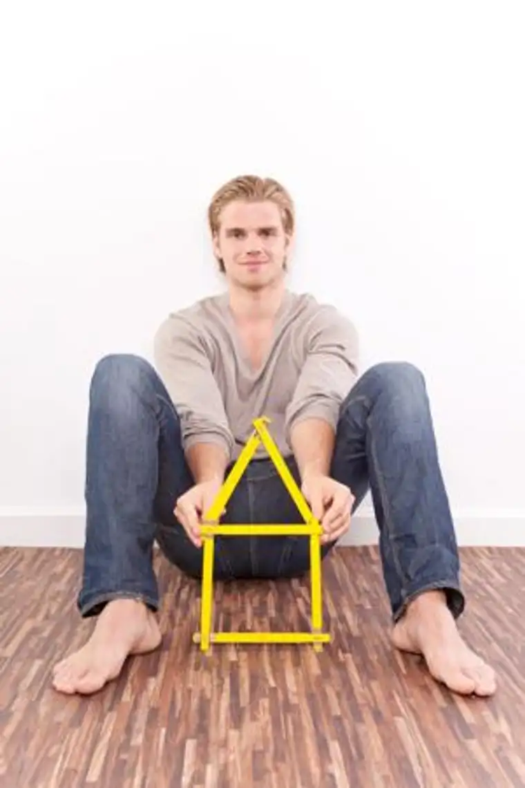 2-Zimmer-Wohnung im 4. OG mit Lift