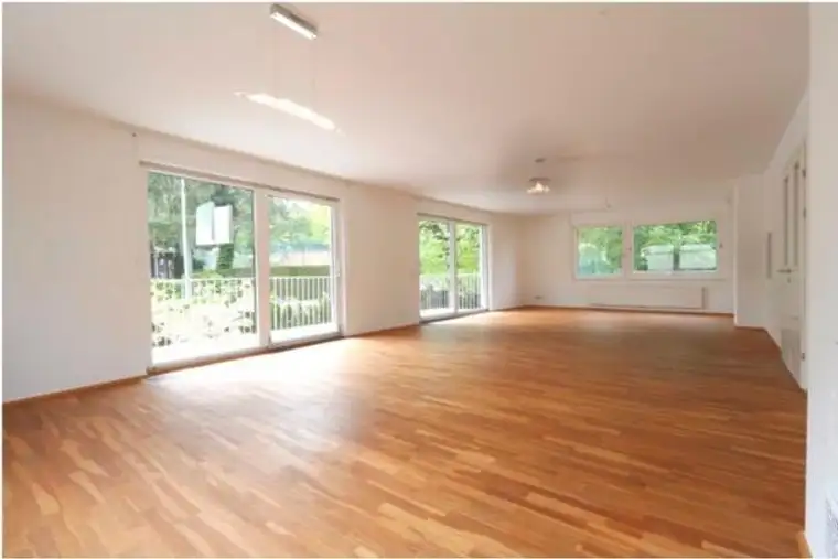 Exclusive, moderne Villenetage mit Terrassen in Pötzleinsdorf