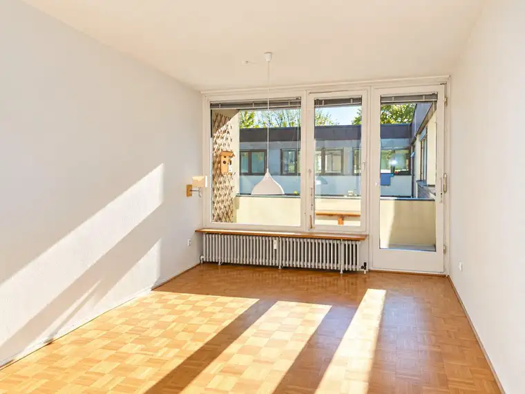 Direkt an der Salzach - Attraktive 3 Zimmerwohnung mit Loggia in Salzburg-Aigen