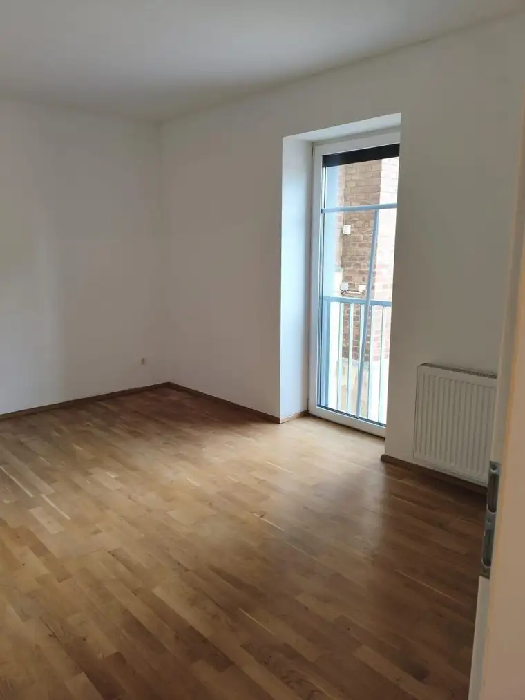 HERBSTHIT - 2 Zimmer um NUR € 575,00 inkl. BK und Mwst