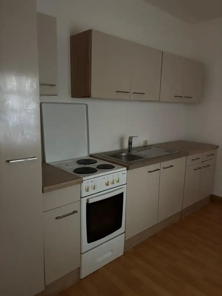 SOMMERHIT - 2 Zimmer mit Küche um NUR € 775,00 inkl. ALLEM ausser Strom