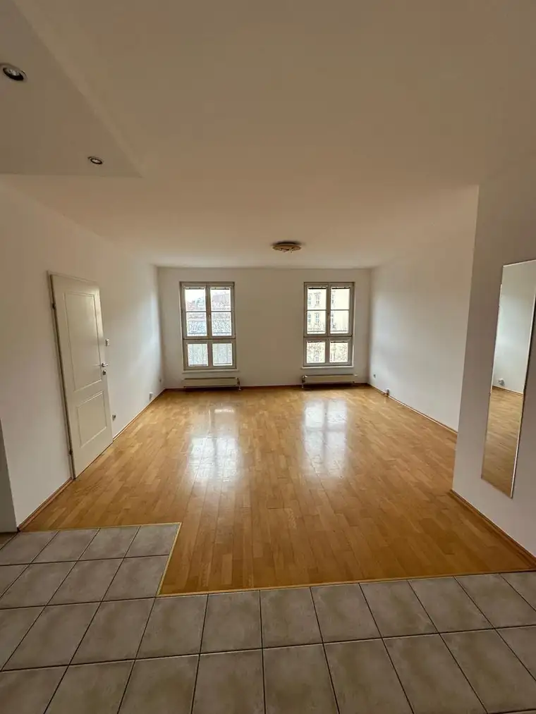 TRAUMWOHNUNG - 2 Zimmer mit Einbauküche in TOPLAGE