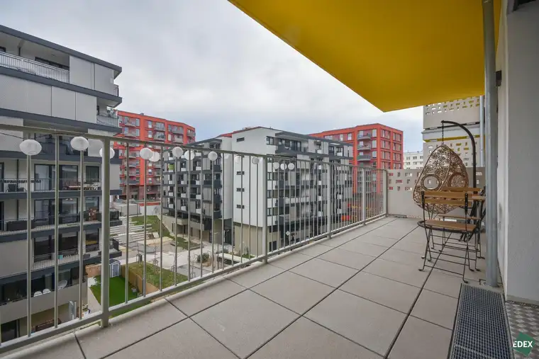 IU - Schöne 2-Zimmer Wohnung mit großzügigem Balkon (verfügbar ab 01.09.2024)