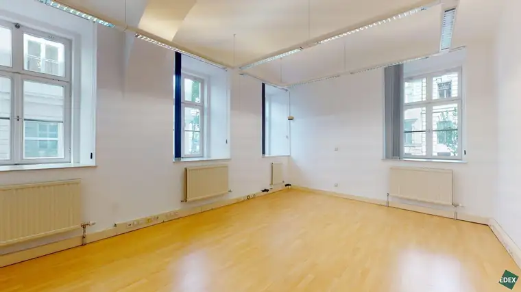 Mag. Cornelia Pflug, EDEX Immobilien GmbH