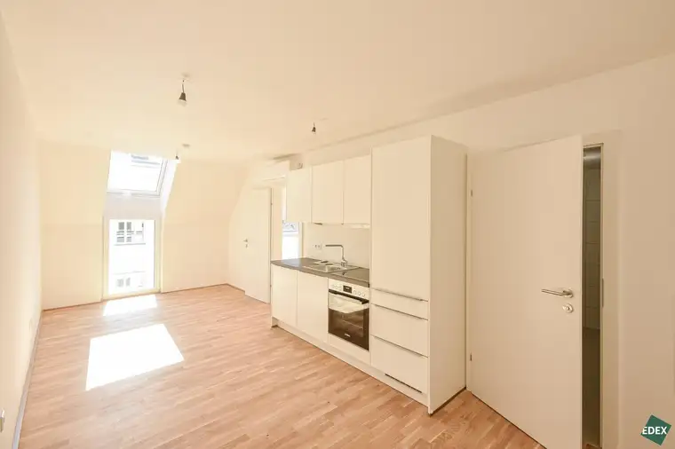 ERSTBEZUG | 2-Zimmer-Dachgeschoss mit moderner Ausstattung