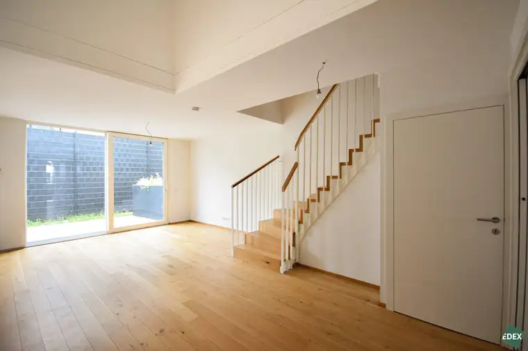 Erstbezug: Traumhaftes 4-Zimmer Townhouse mit Terrasse beim Rochusmarkt