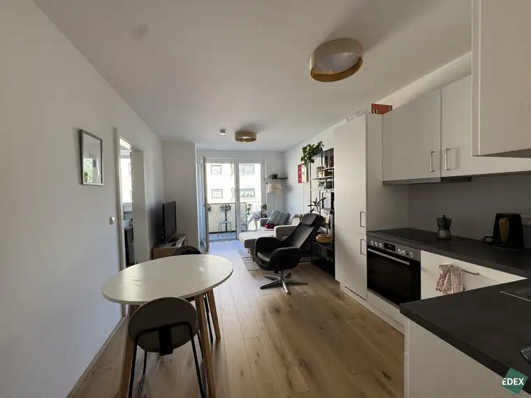 Ab 01.11. I 2-Zimmer Wohnung mit Balkon | WOHNEN IN ST. GOTTHARD