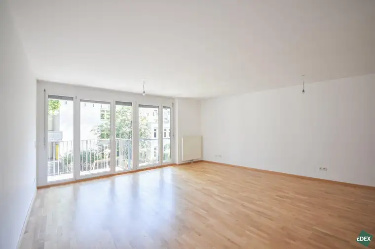 Hofruhelage mit Balkon | Schöne 3-Zimmer Wohnung mit neuer Küche