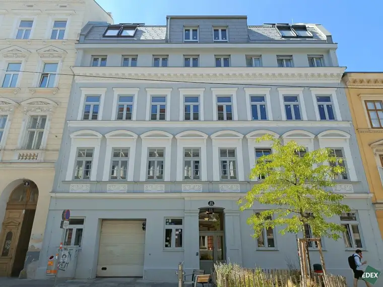 Am Kutschkermarkt | Moderne 4-Zimmer-Altbauwohnung in ruhiger Lage