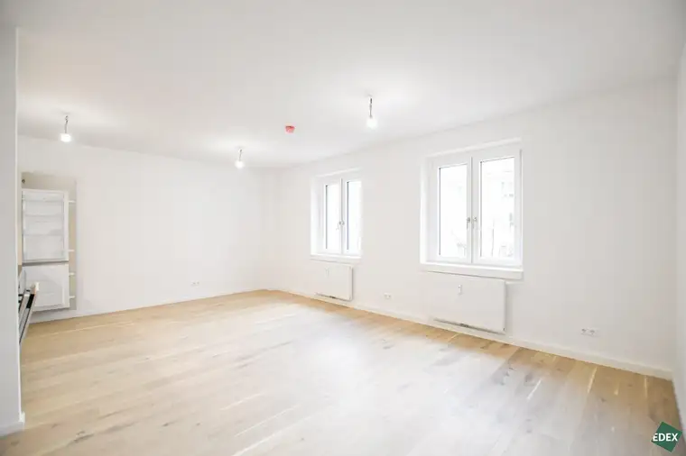 Erstbezug nach Sanierung: Schöne 2 Zimmer-Wohnung nahe Meidling Bahnhof