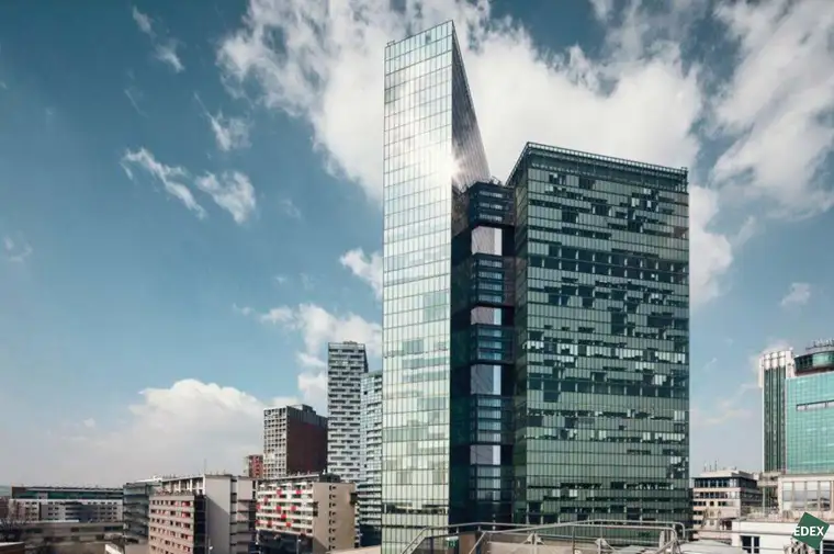 MYHIVE AM WIENERBERG | TWIN TOWER