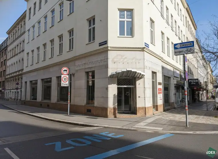 Café in Frequenzlage mit großer Auslage direkt auf der Thaliastraße