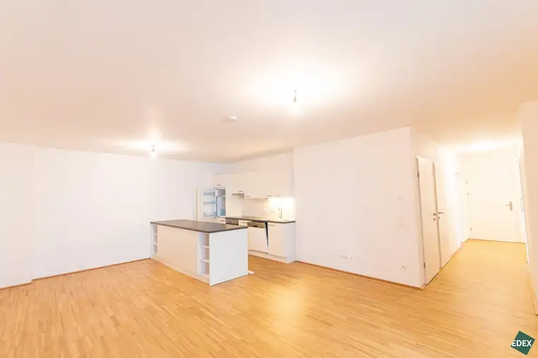 Ruhelage: 3-Zimmer-Wohnung mit Loggia (1 Monat mietfrei!)