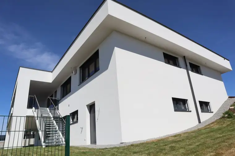 Erstbezug der Extraklasse - Premium-Neubau mit Topaussicht in Peuerbach