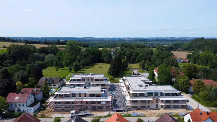 Landliebe in Fischlham | Moderne Eigentumswohnung mit überdachtem &amp; teilverglastem Balkon - Haus 1 TOP 7