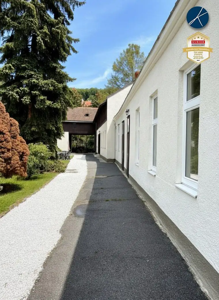 Zinshaus mit 742m² Ausbaupotential in S-Bahn Nähe