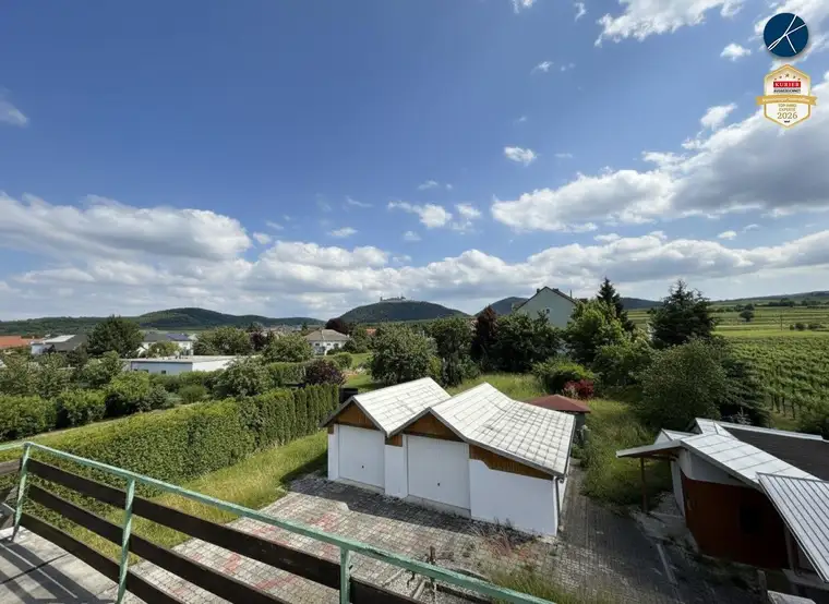 Wohnhaus auf großzügigem Bauland mit Blick auf Stift Göttweig