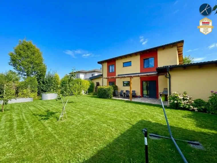 Neuwertiges Einfamilienhaus mit großem Garten in Kirchberg/Wagram