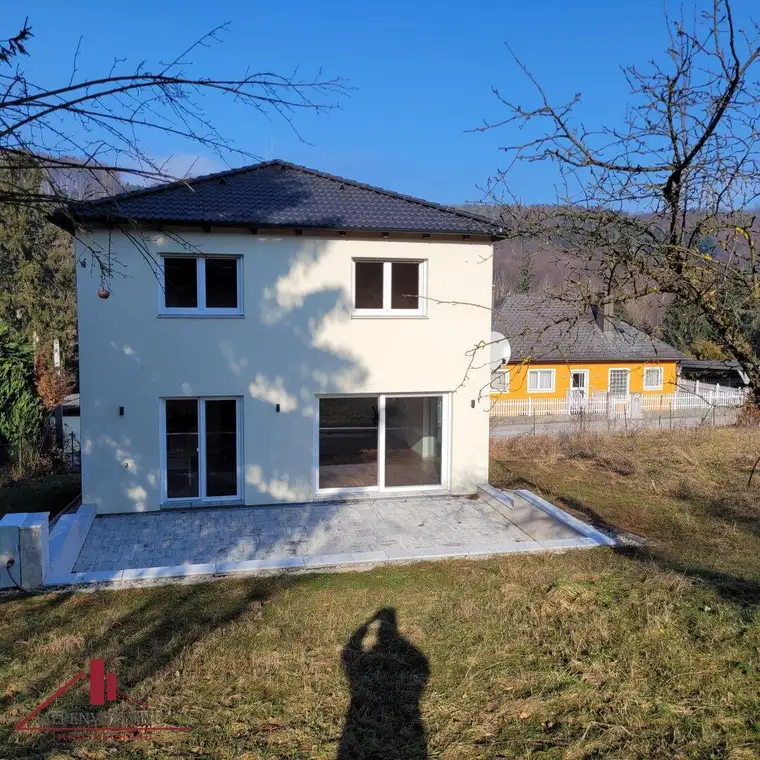 Neuer Preis!! 3021 Pressbaum/Rekawinkel &gt; Schlüsselfertiges Ziegelmassiv-Haus, auf ca. 765m² Eigengrund, in attraktiver Lage.
