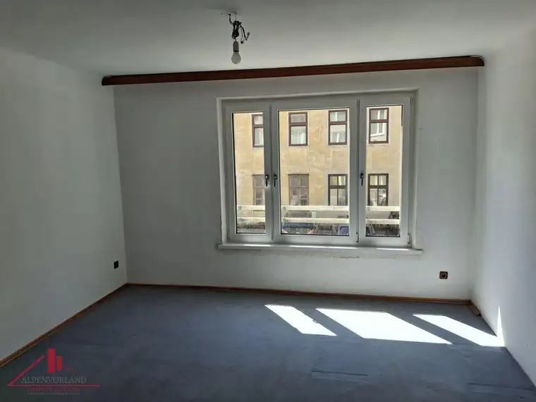 Licht. Ruhe. Potenzial. – Eigentumswohnung in ruhiger Hoflage