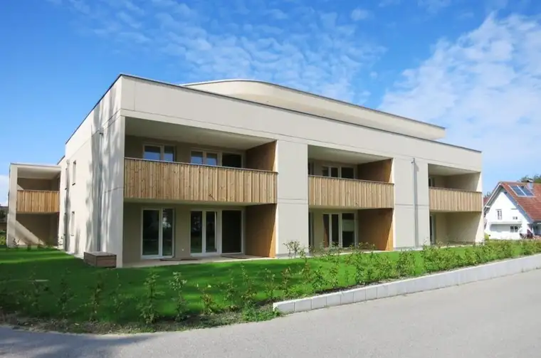 3-Zi-Wohnung mit hoher Wohnqualität in Höchst zu vermieten!