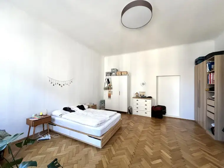 Graz, Herz-Jesu-Viertel: Historischer Charme trifft modernen Wohnkomfort – stilvolles 2-Zimmer-Apartment im Altbau, vermietet bis 2028!