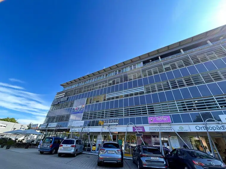 Gleisdorf: 3 MONATE MIETFREI &amp; PROVISIONSFREI – Top Büro mit Parkplätzen und ausgezeichnete Lage!