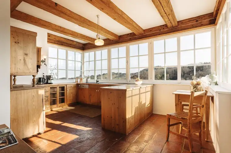 Südsteiermark: Zwei Exklusive Landhäuser - ein Winzerhaus und ein Kellerstöckl - mit drei Wohneinheiten plus Whirlpool, Außensauna und ein schöner Blick über die Weinberge!