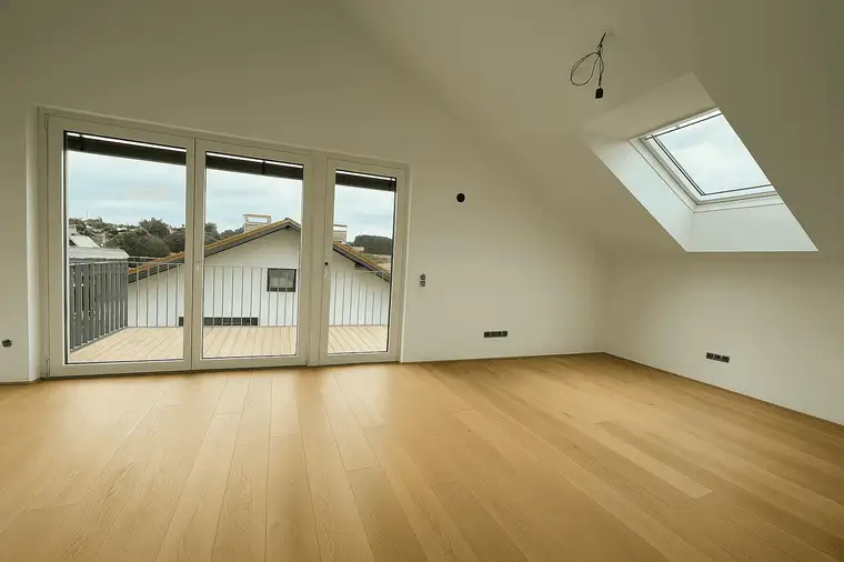 BERNDORF / Neue Dachterrassenwohnung Salzburger Seenland / Hohe neue Wohnbauförderung!