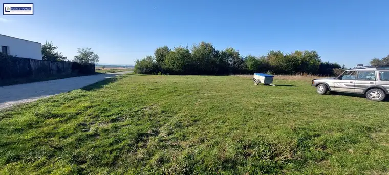Baugrundstück...Seenähe, tolle Ruhelage !
