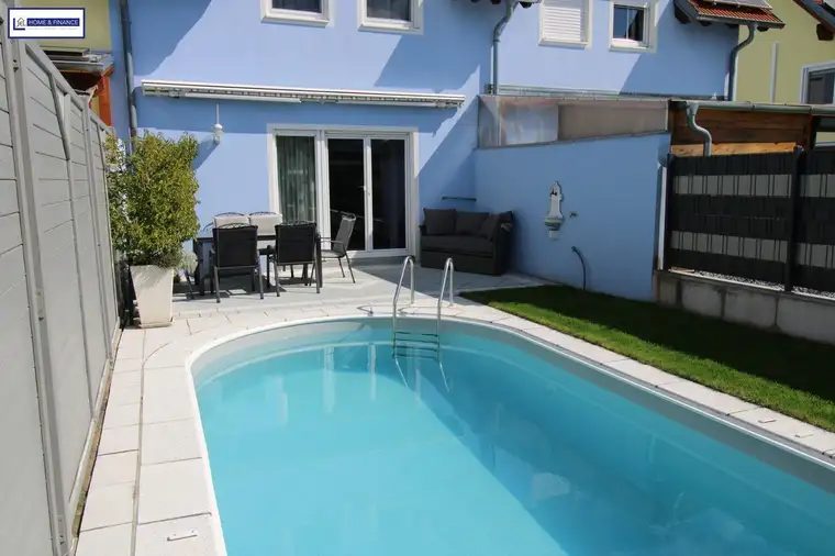 Sonne, Swimmingpool, Ruhe und genug Platz!