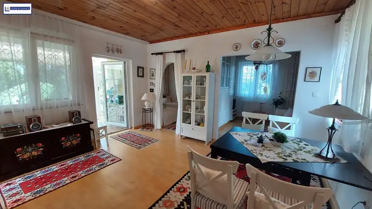 ENTZÜCKENDES Haus in Ruhelage - sofort beziehbar .. Nur 5 Min vom See !!
