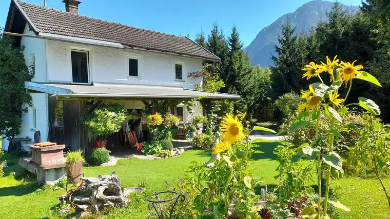 Naturjuwel am Waldrand in Tirol "Wohnen wie auf der Alm"