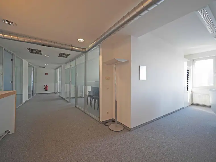 Labor- und Büroflächen im BCC Zentrum 1110 Wien