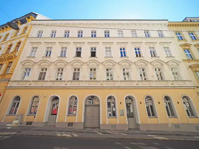 GYMNASIUMSTRASSE | 1-Zimmer-Garconniere | barrierefreier Zugang u. Lift | Nähe Kutschkermarkt, Aumannplatz und Schubertpark