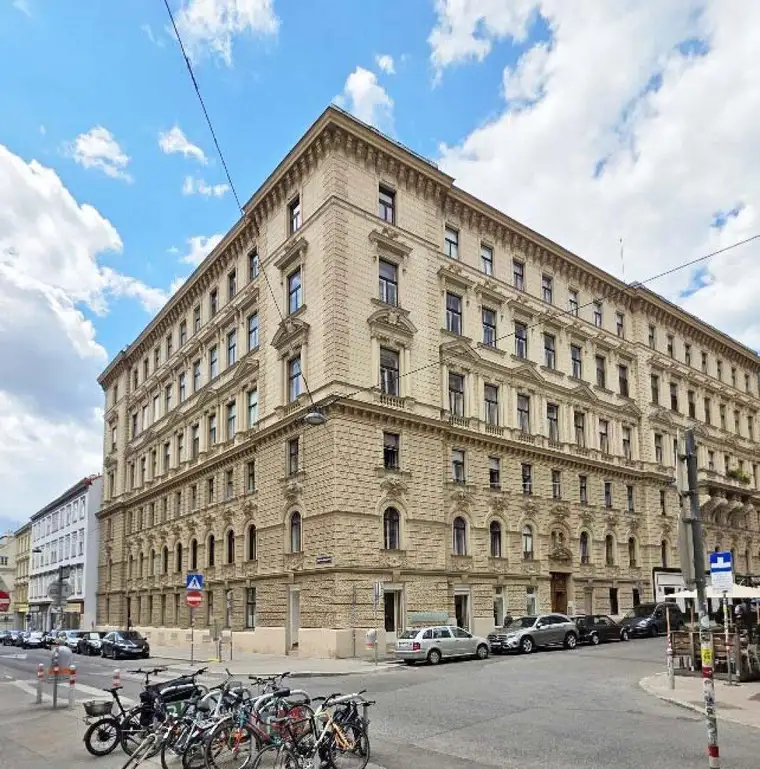 CAPISTRANGASSE | AB DEZEMBER 2026 | klassische 6-Zimmer Altbauwohnung