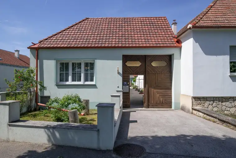 Tradition trifft Lebensqualität – Sanierter Streckhof mit Charme in Schützen am Gebirge