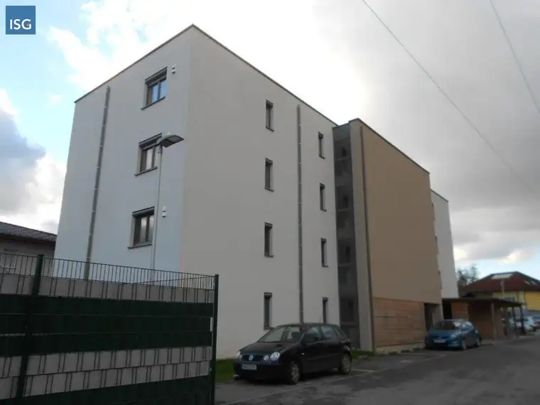 Objekt 2100: 3-Zimmerwohnung in 4692 Niederthalheim, Uferweg 1, Top 11 (inkl. KFZ-Abstellplatz)