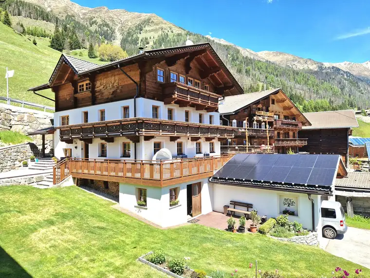 Bergbauernhof im Defereggental
