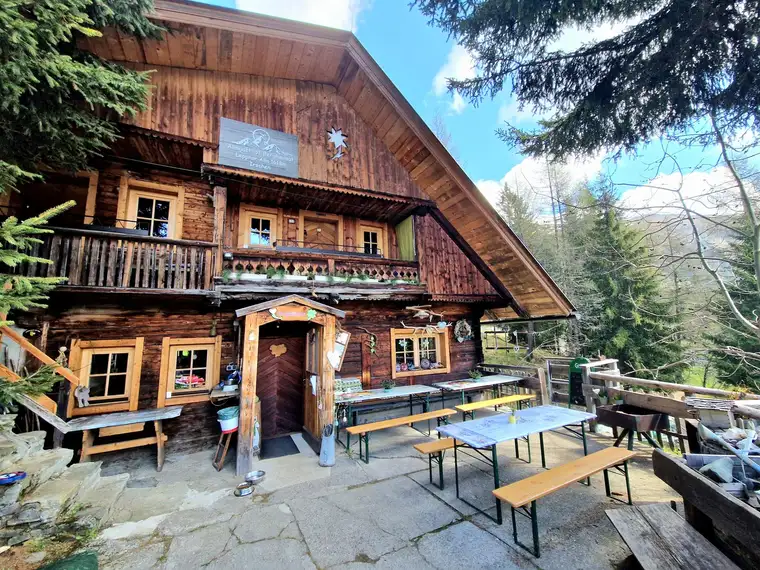 Almgasthof auf der Leppner Alm