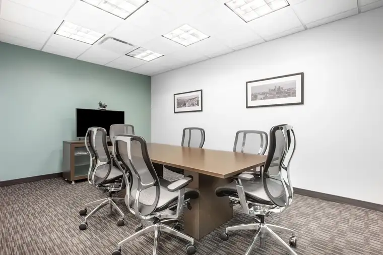 Großraumbüros für 10 Personen in Regus Raaba