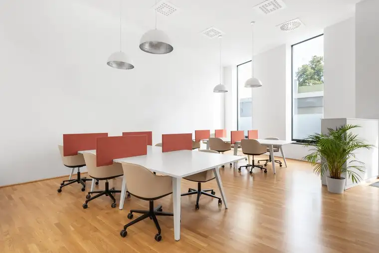 Werden Sie Teil einer Coworking-Gemeinschaft in Regus Promenade