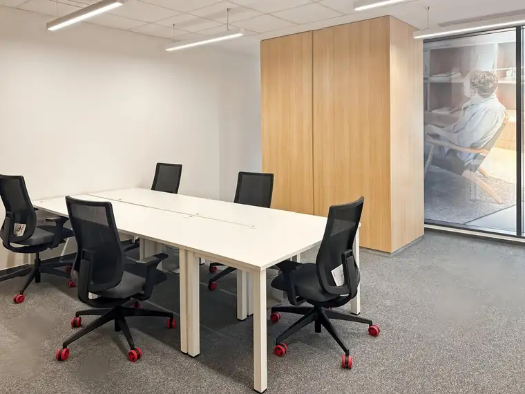 Servicierte Bürofläche für 50 Arbeitsplätze im Regus City Tower