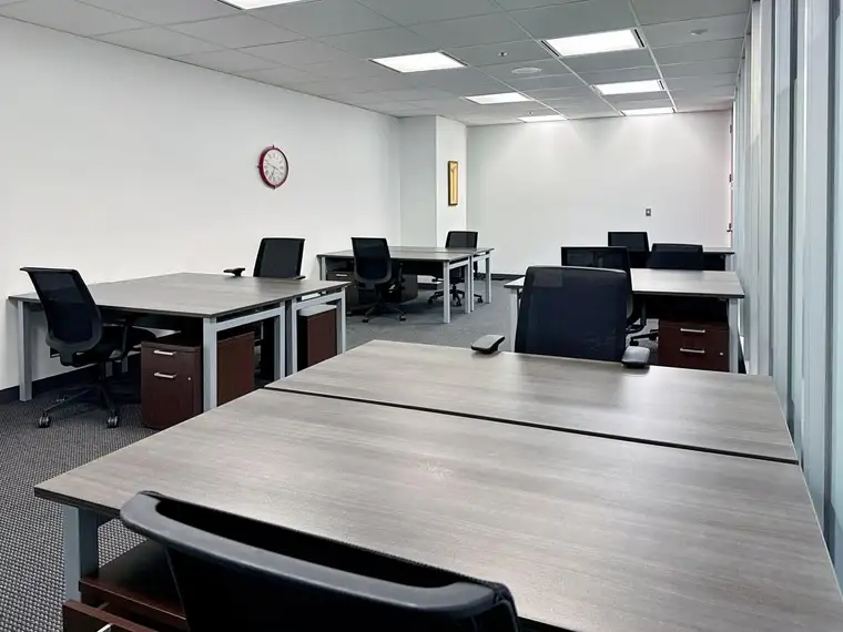 Servicierte Bürofläche für 40 Arbeitsplätze im Regus Modepark Röther