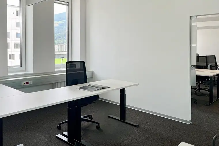 Privater Büroraum für 1 Person in Regus Hall Haus