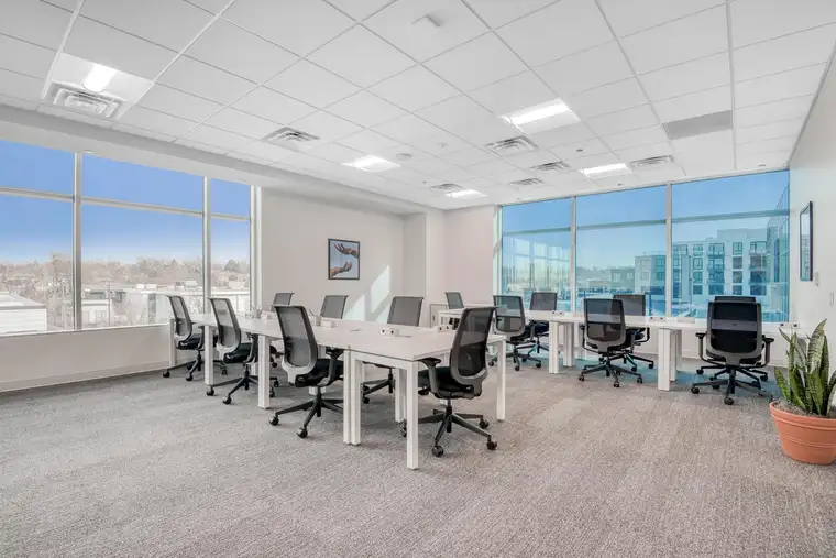 Großraumbüros für 15 Personen in Regus Messecarree 