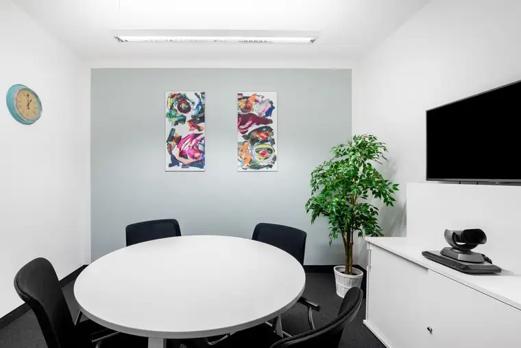 All-inclusive-Zugang zu Coworking-Bereiche in Regus City Tower